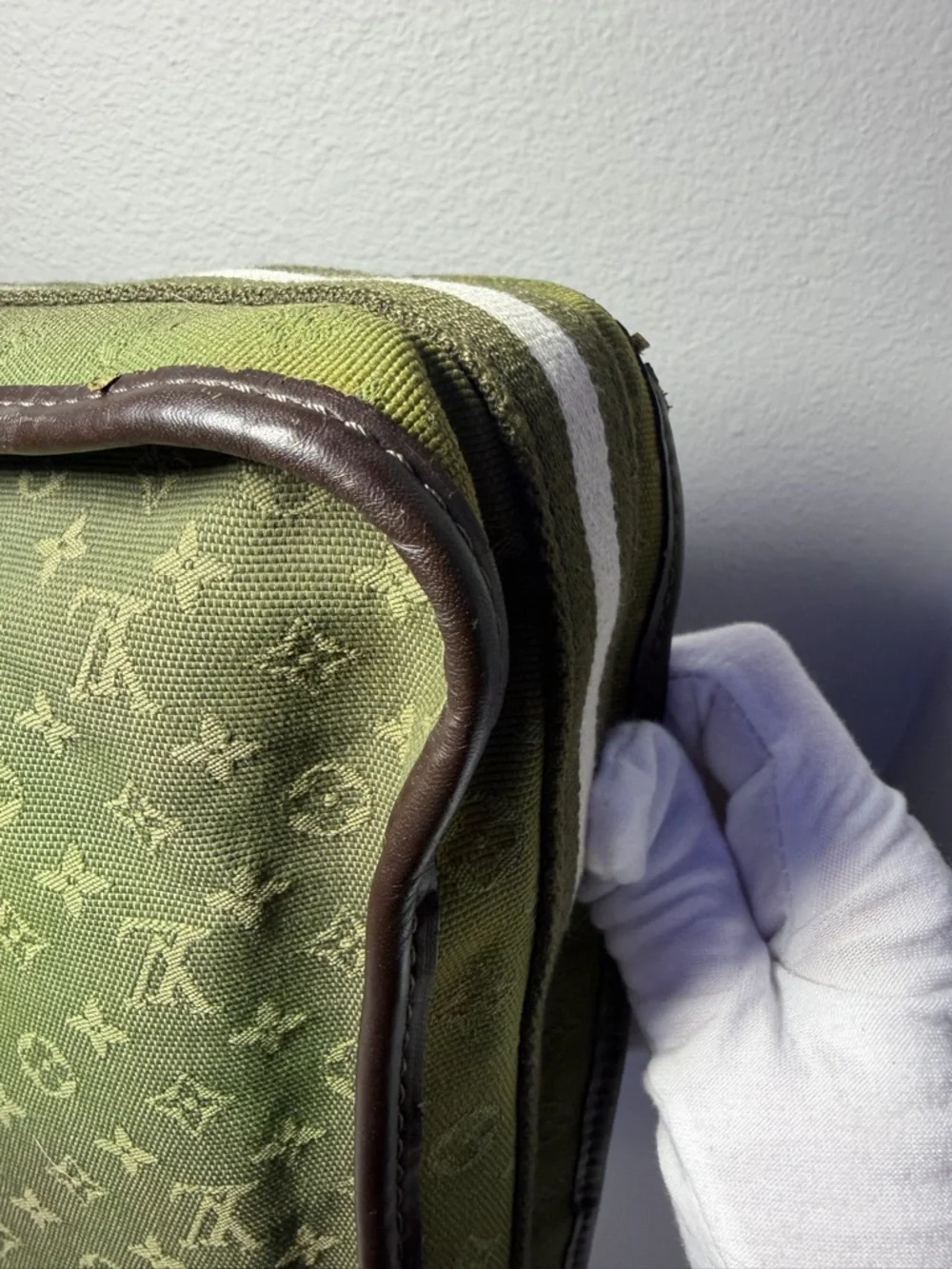 COA included - Louis Vuitton Mini Lin Monogram Shoulder Bag in Olive Green